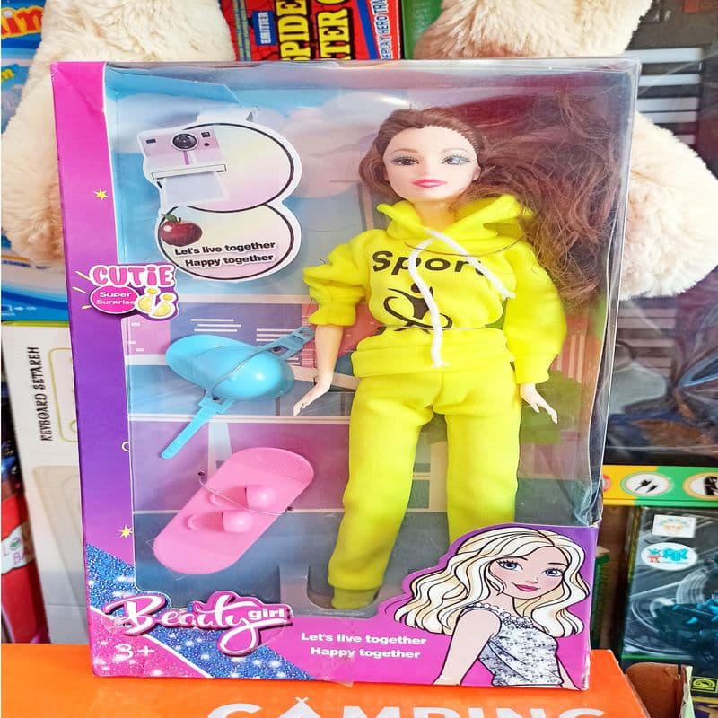 عروسک باربی با لباس ورزشی