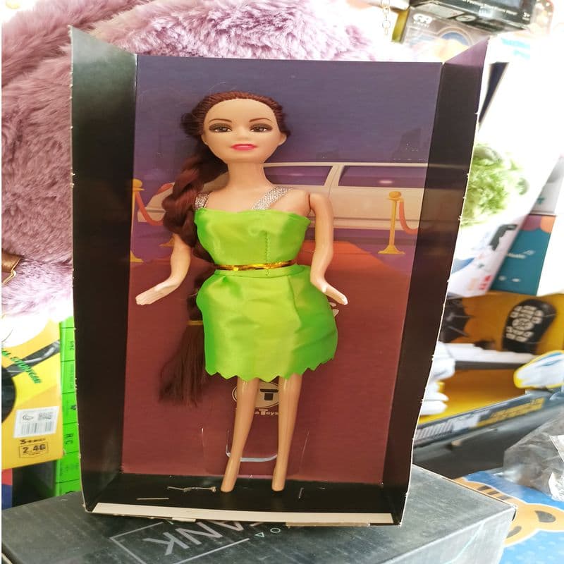 عروسک باربی خارجی
